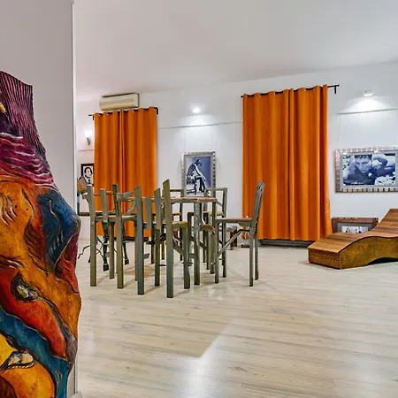 Lupino's Gallery - Old Town *