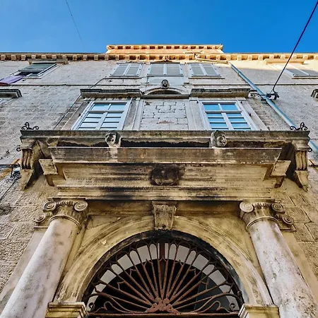 Apartment Lupino's Gallery - Old Town