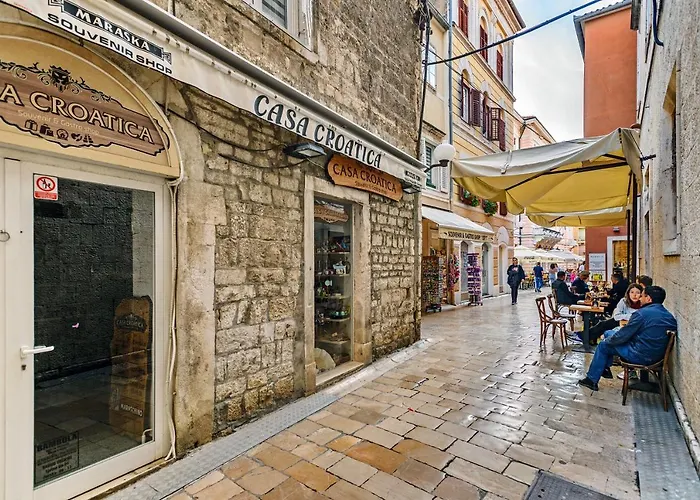 Daire Lupino's Gallery - Old Town *